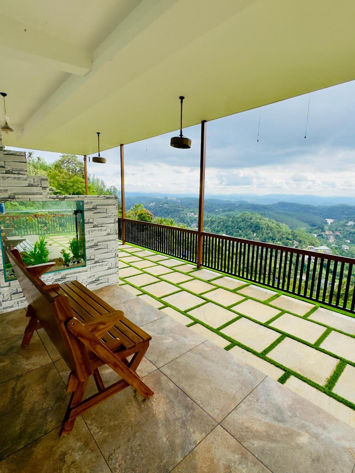 Misty Wonders Hotell Munnar Exteriör bild